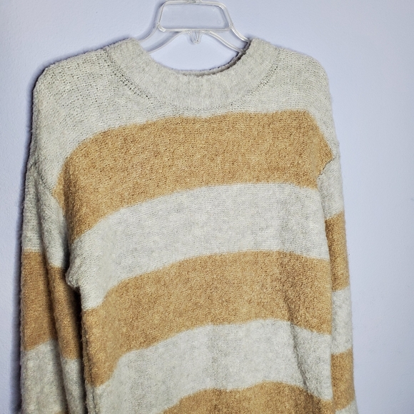 AE Gray Rugby Stripe Sweater Dress - Picture 5 of 9